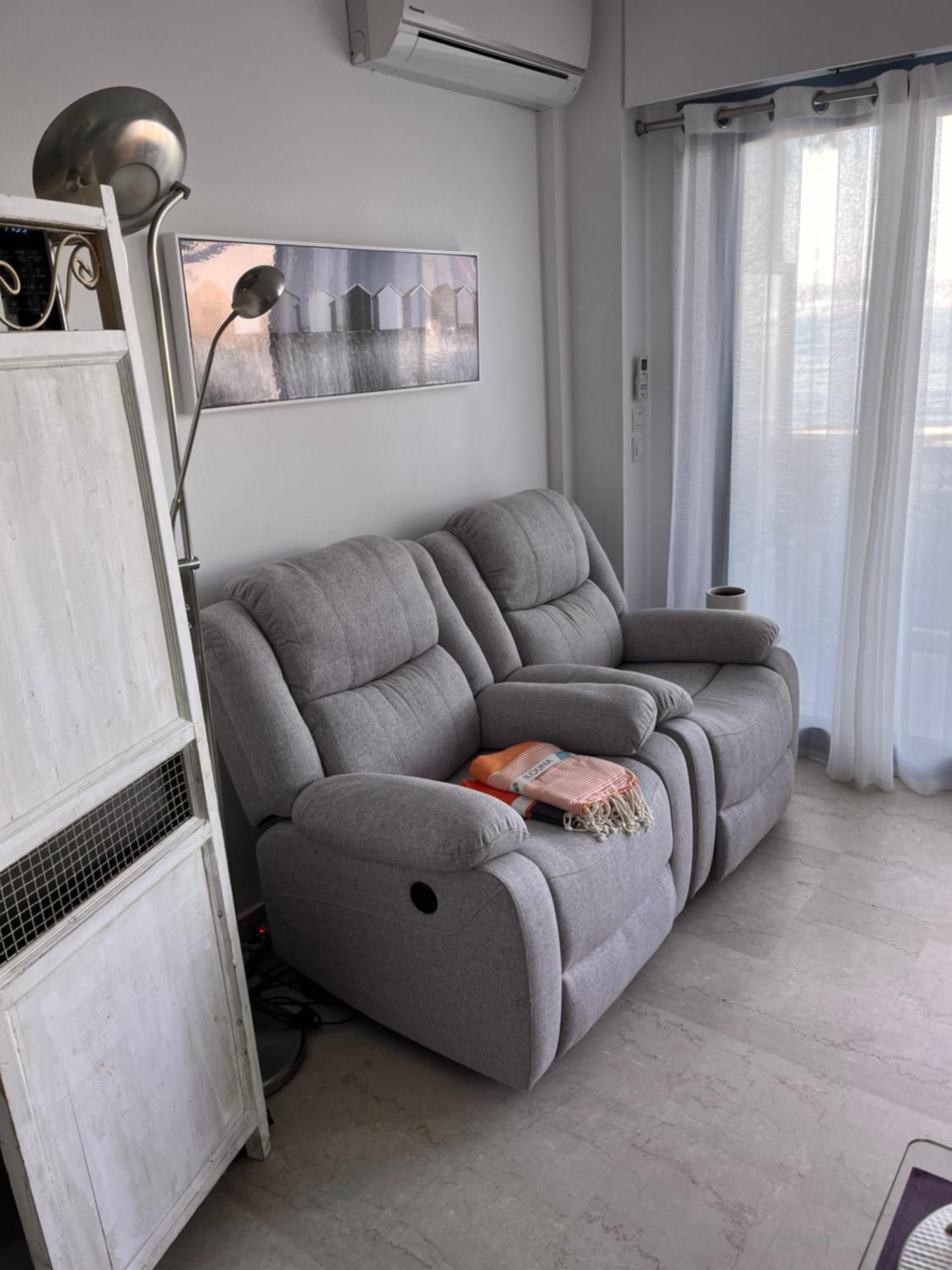 French Riviera 1 Bedroom On The Beach Facing Cannes Теуль-сюр-Мер Экстерьер фото